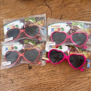 Foster Grant Kids Heart Sunglasses - Red and Pink